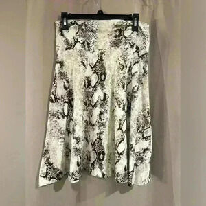 Women’s Black&Tan Popana Skirt